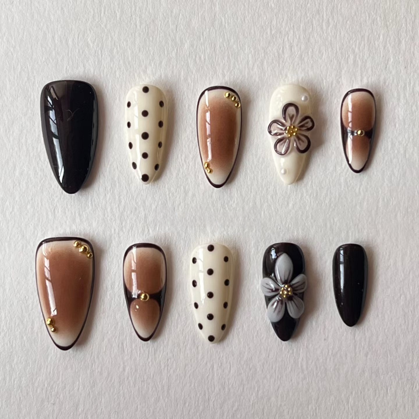 Black & Cream Vintage Floral Handmade Press-On Nails