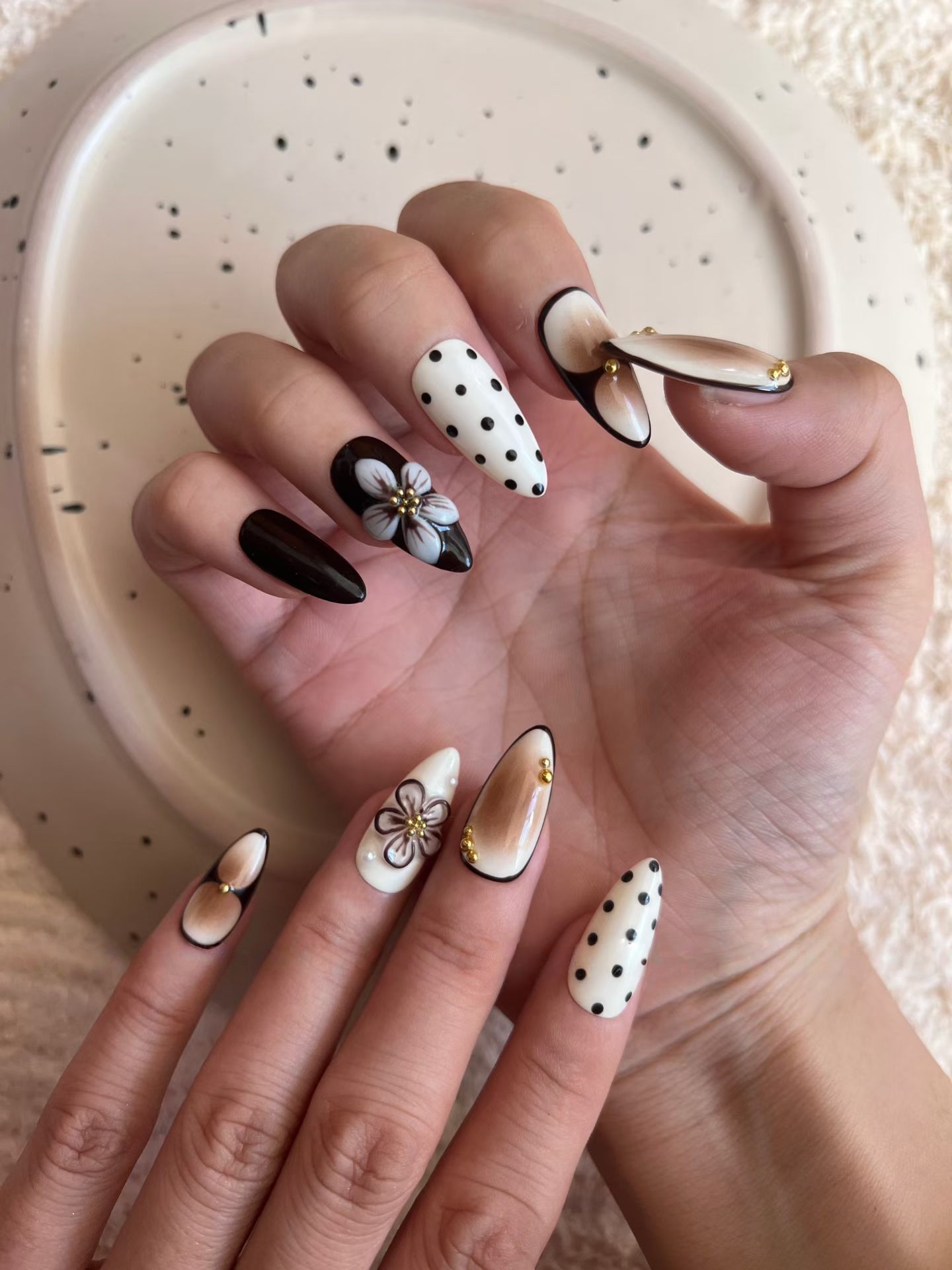 Black & Cream Vintage Floral Handmade Press-On Nails