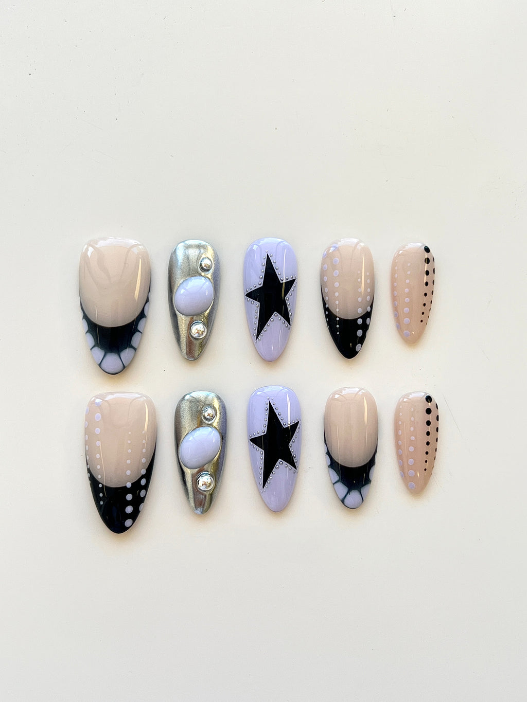 Y2K Star Chrome Handmade Press-On Nails | Black Punk & Silver Mirror