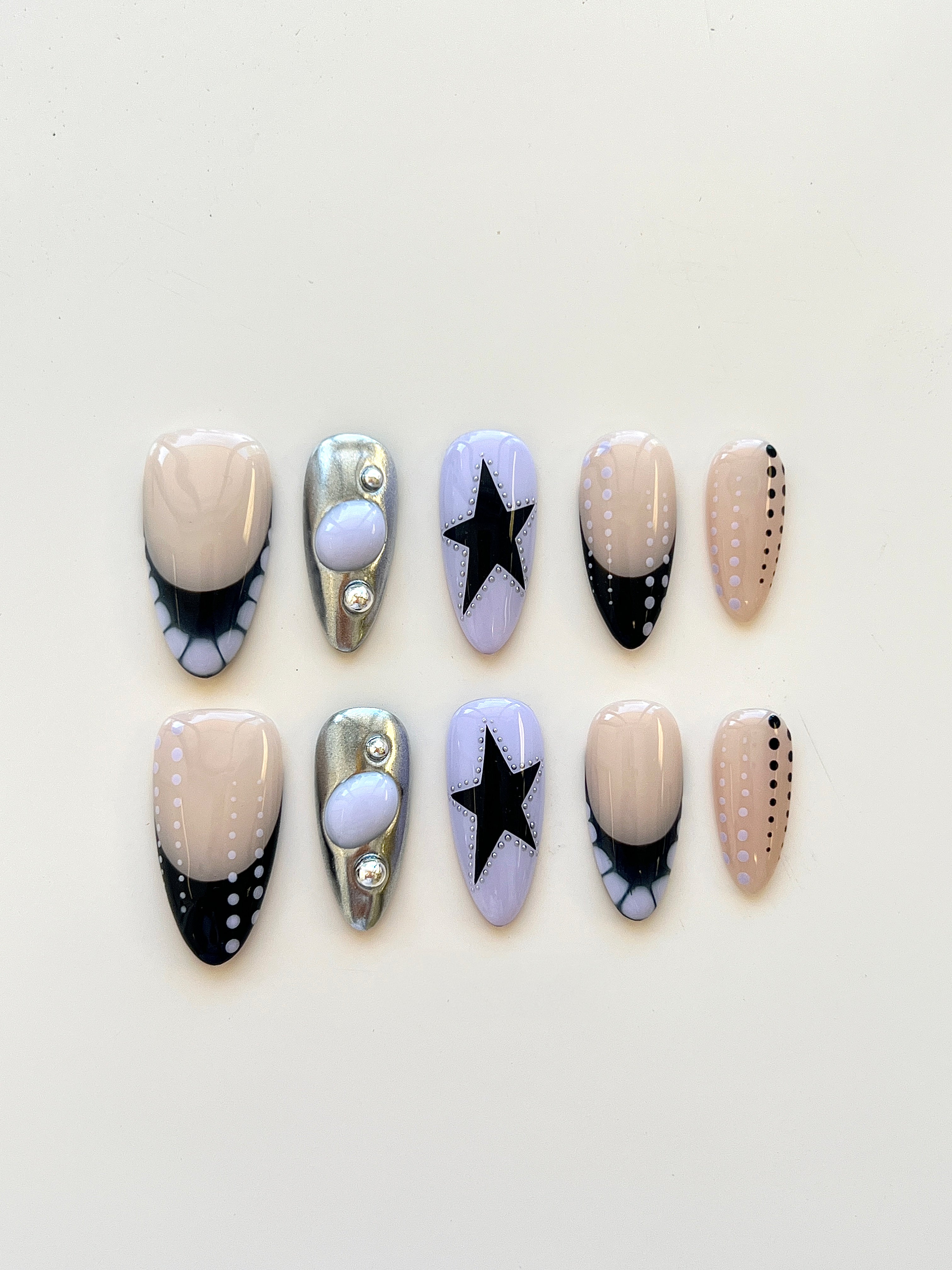 Y2K Star Chrome Handmade Press-On Nails | Black Punk & Silver Mirror